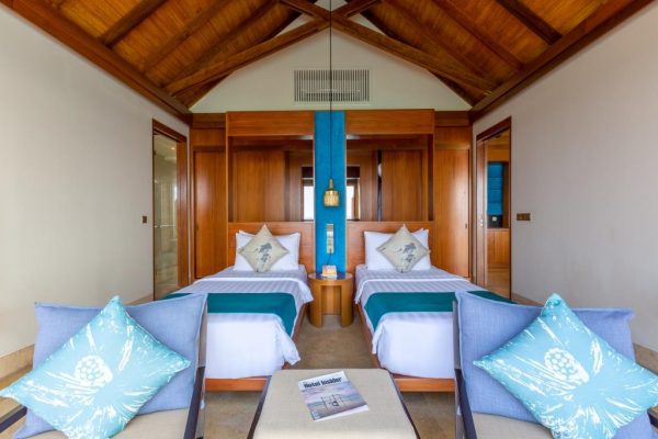 Two Bedroom Reef Residence with Pool 